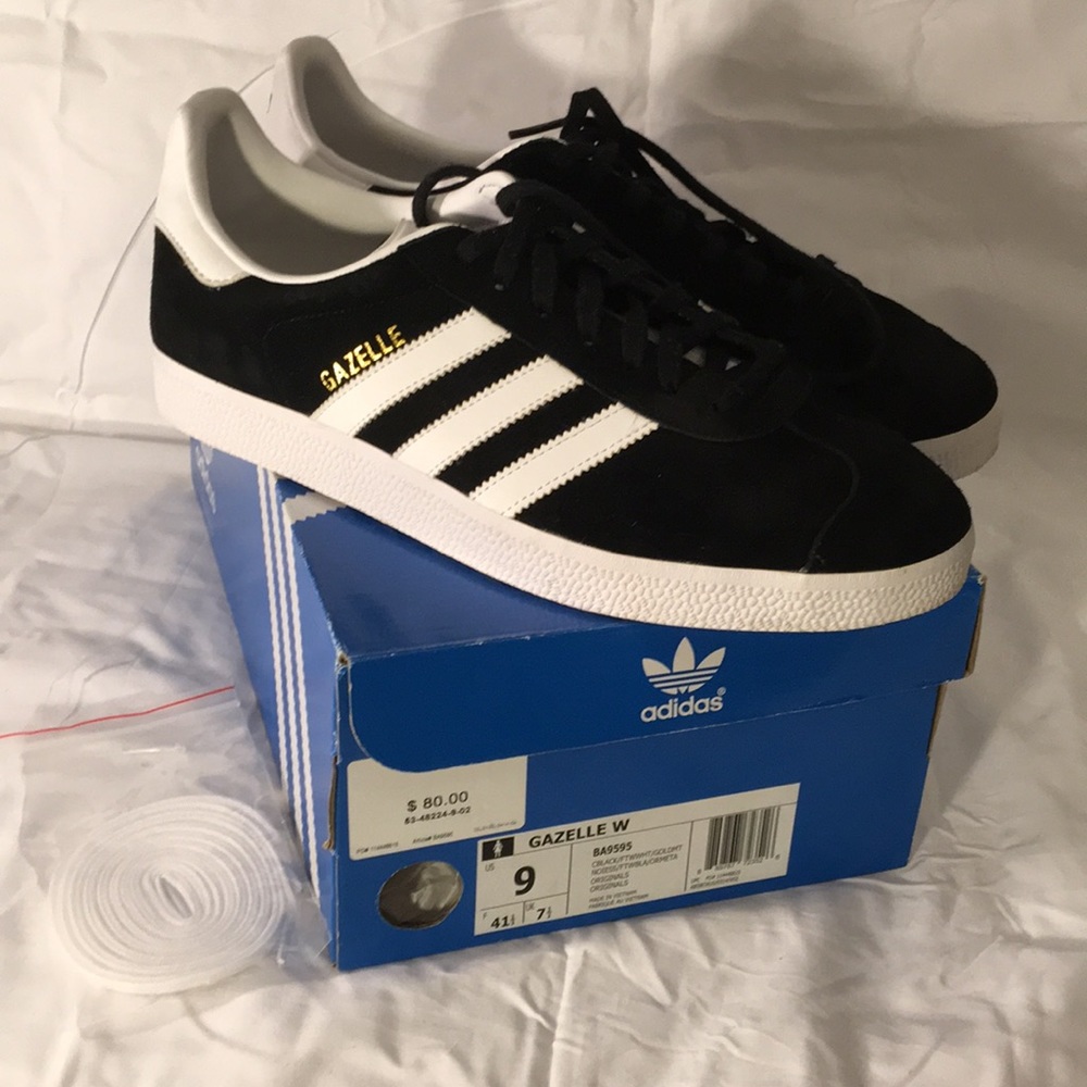 LIKE NEW, worn once! Adidas Gazelle Gazelles